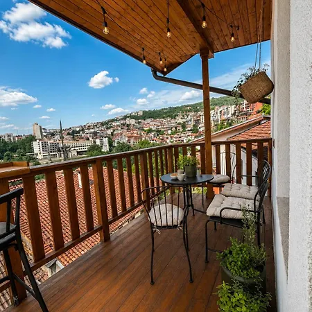Tarnovia Boutique Apartment- In The Old Town Of